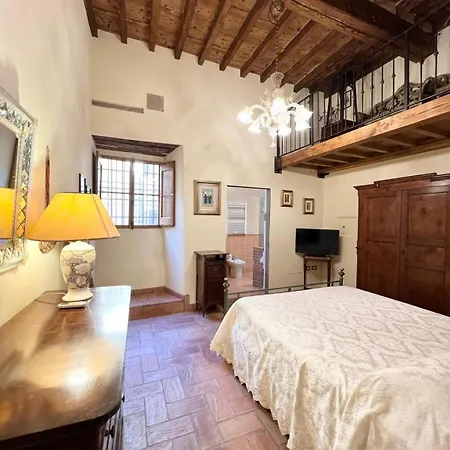 Traditional Apartment *